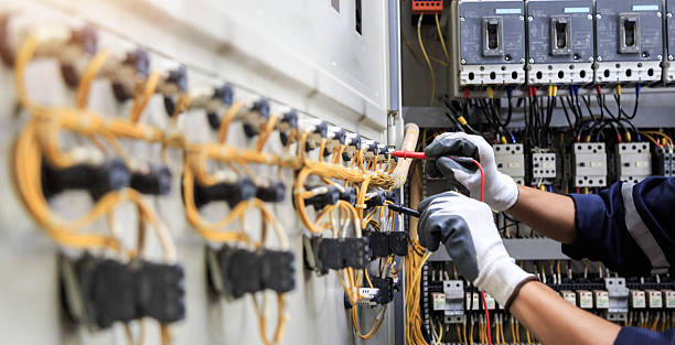 Professional Electrician technician working in Valley Cottage, NY